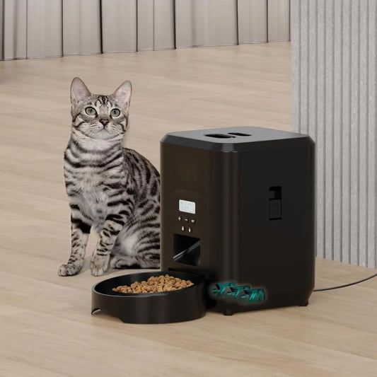 Revolutionary Automatic Cat and Dog Feeder: Timed, Quantitative & Effortless Feeding Solution