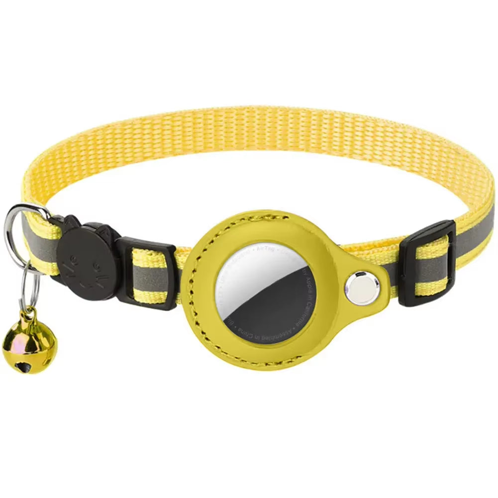 Elevate Your Cat's Safety with Our Stylish Reflective Collar Featuring Apple AirTag Holder