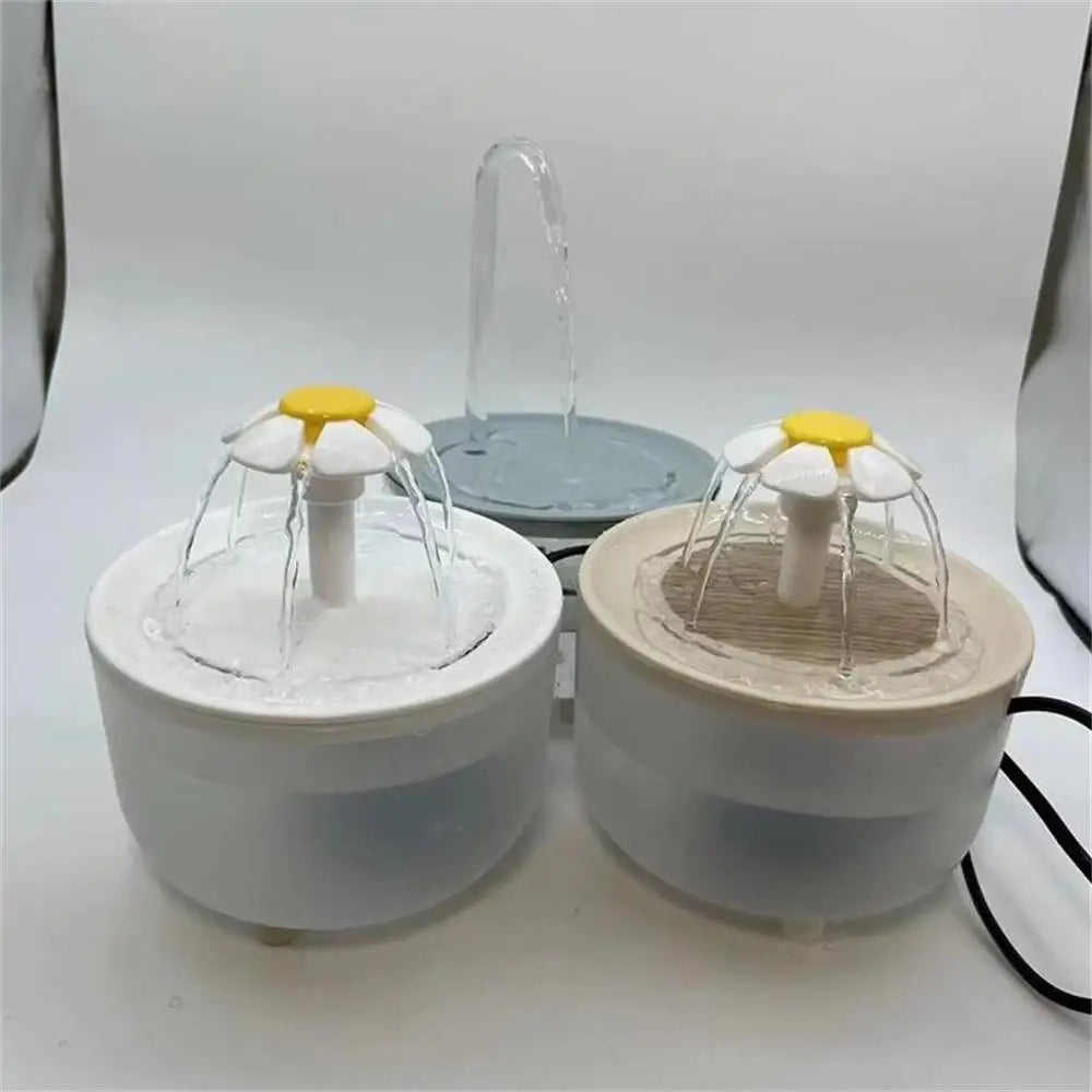 Elevate Your Cat's Hydration with the Pets Water Fountain - 1.2L Automatic Filtered USB Cat Drinker